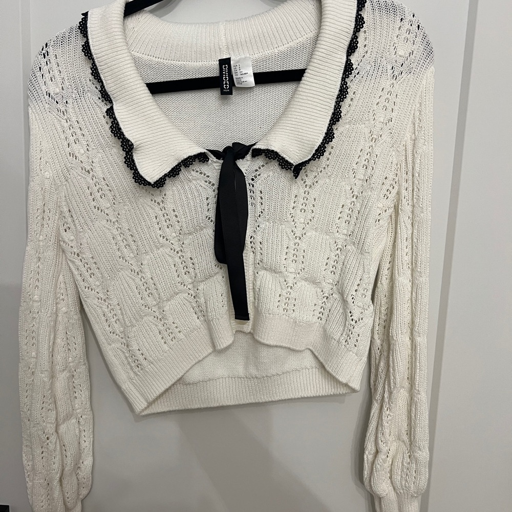 H&M White Sweater with Black Trim